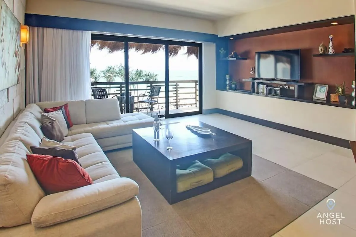 Beachfront Penthouse Oceanview Rooftop And Pool Playa del Carmen 0*,  Mexico