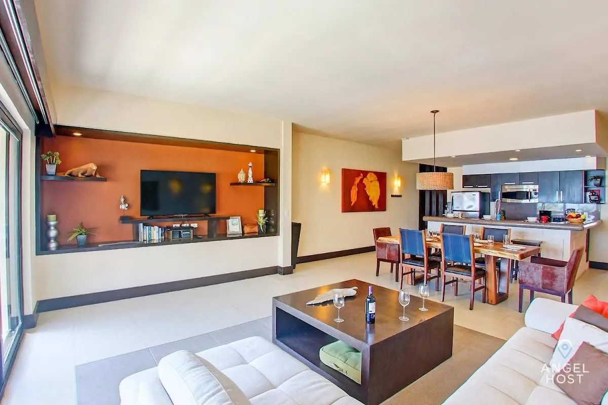 Beachfront Penthouse Oceanview Rooftop And Pool Playa del Carmen Holiday home